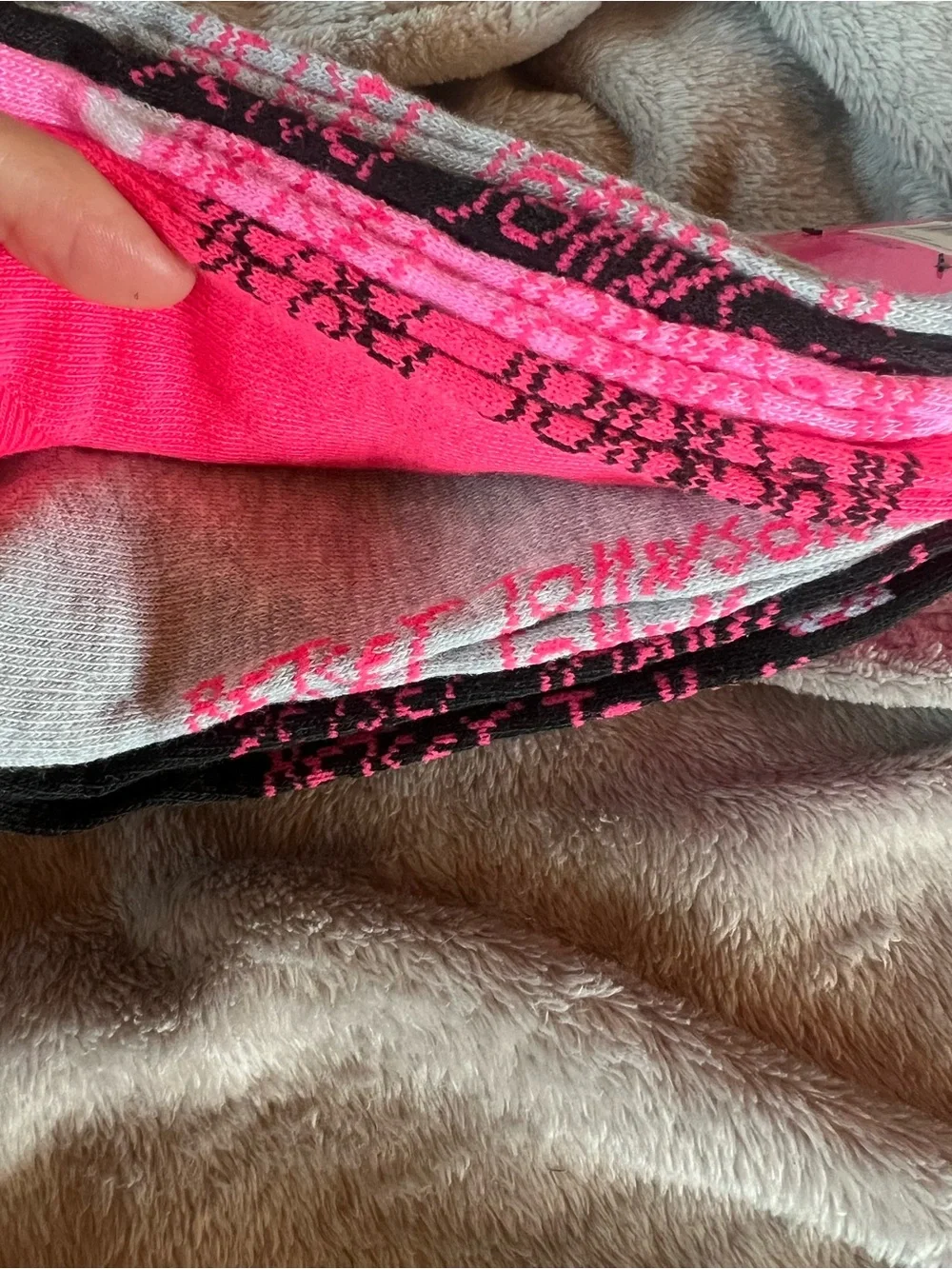 Betsey Johnson 6 Pairs Shoe Size 5-10 Quarter Socks, new